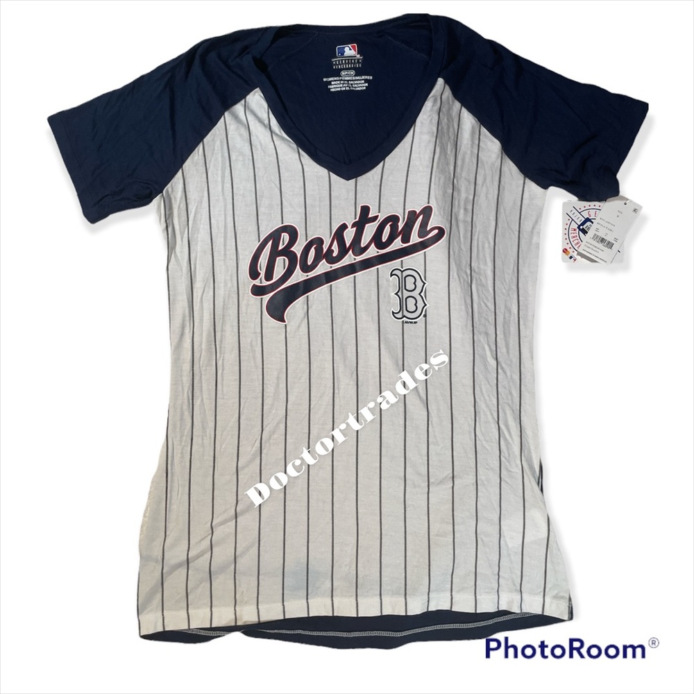 New NWT MLB Boston Red Sox Ballpark Women's V-neck Pinstripe Raglan T-Shirt